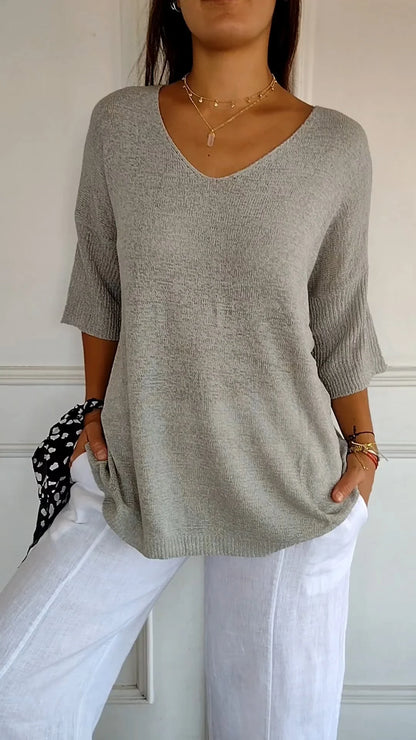 Lise - PLAIN-COLORED KNITTED TOP WITH A V-NECK